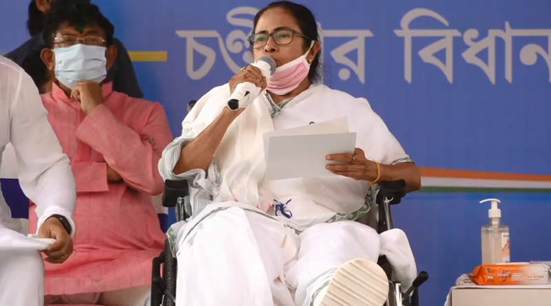 ‘বাকি ৪টে কি সিপিএম-কংগ্রেসের?’, শাহের ২৬ আসন জয়ের দাবিকে কটাক্ষ মমতার