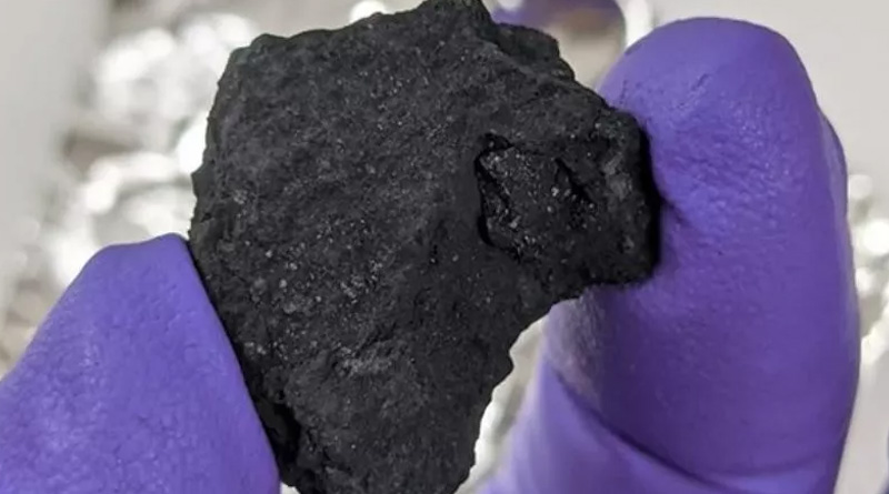 Astonishingly rare meteorite that fell in UK may contain 