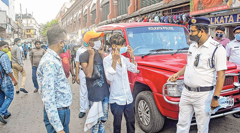 করোনার চোখরাঙানি রুখতে কড়া কলকাতা পুলিশ, মাস্ক না পরায় একদিনে ধরা পড়ল ১৬৭ জন