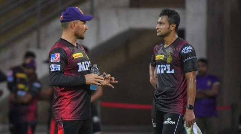 ফের ধাক্কা নাইট শিবিরে, আসন্ন আইপিএলে অনিশ্চিত শাকিব আল হাসান