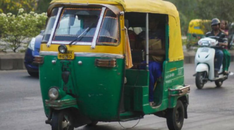 Pune: Man masturbates in autorickshaw while staring at woman co-passenger; arrested | Sangbad Pratidin
