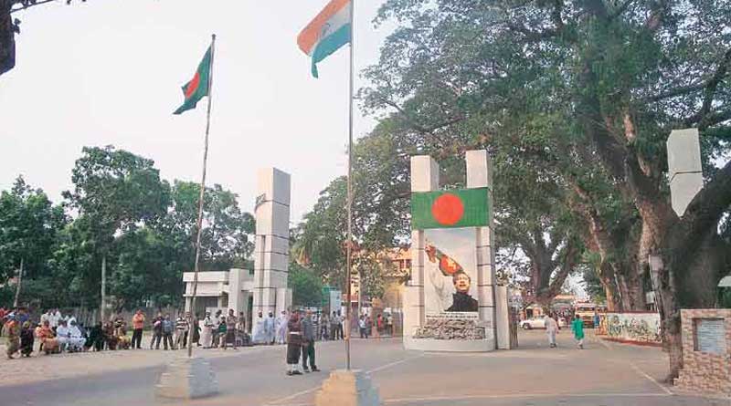 বেনাপোল সীমান্ত দিয়ে প্রবেশের সময়সীমা বেঁধে দিল বাংলাদেশ প্রশাসন