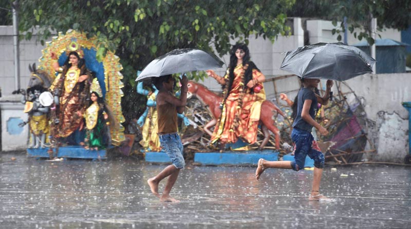 Doctors ask not to wet in the rain, it may cause COVID-19 infection | Sangbad Pratidin
