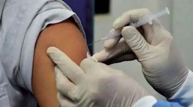 Govt to supply 20 million vaccine doses to vaccinate teachers by 5 September। Sangbad Pratidin