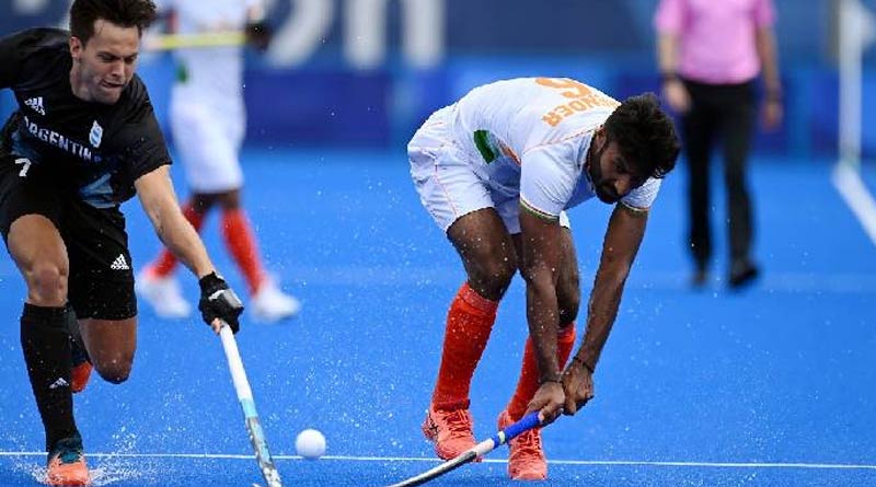 Tokyo Olympics: হকিতে আর্জেন্টিনাকে হারিয়ে শেষ আটে ভারত, ব্যাডমিন্টনে বাজিমাত সিন্ধুর