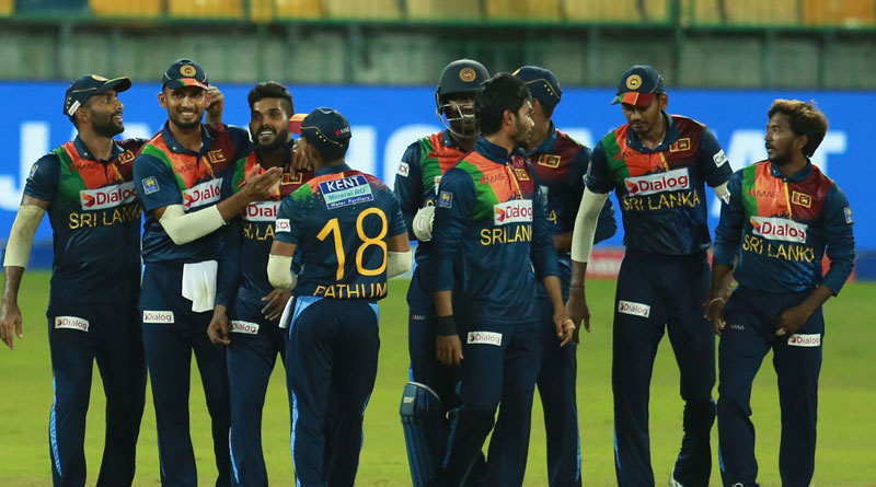 তৃতীয় T-20 তে লজ্জার হার, শ্রীলঙ্কার বিরুদ্ধে প্রথমবার সিরিজ হারল Team India