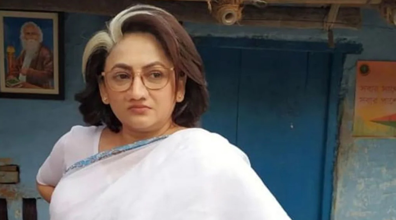 টিকালো নাক, কাঁচাপাকা চুলে ইন্দিরা গান্ধী সাজলেন শ্রীলেখা, ব্যাপারটা কী?