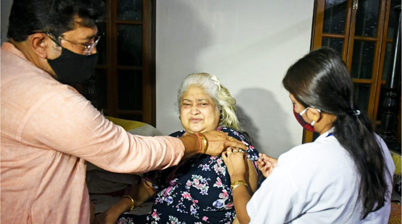 কলকাতায় অনিশ্চিত সাড়ে ১৪ লক্ষ মানুষের দ্বিতীয় ডোজের টিকা, চিন্তায় পুরসভা