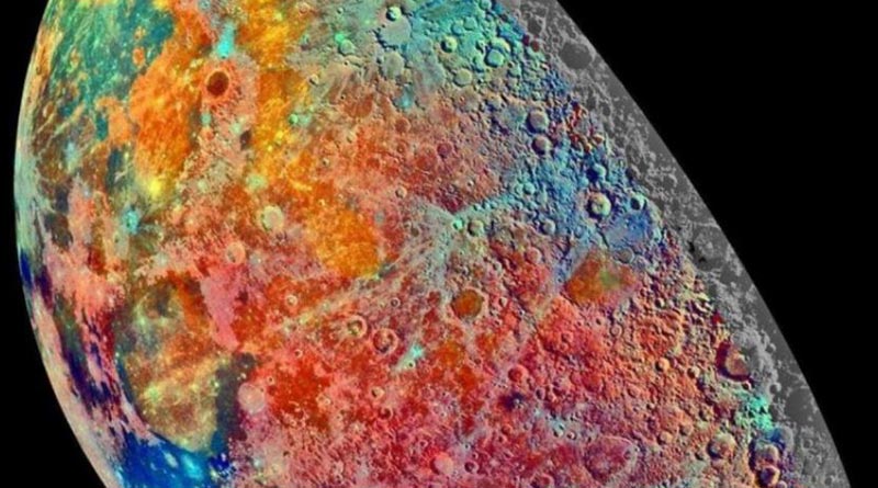এমন রঙিন চাঁদ! NASA’র শেয়ার করা ছবি দেখে বিস্মিত মহাকাশপ্রেমীরা
