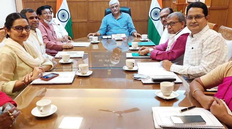 ‘না আঁচালে বিশ্বাস নেই’, Ghatal Master Plan নিয়ে ‘সদর্থক’ বৈঠকের পরও সংশয়ে রাজ্যের প্রতিনিধিরা