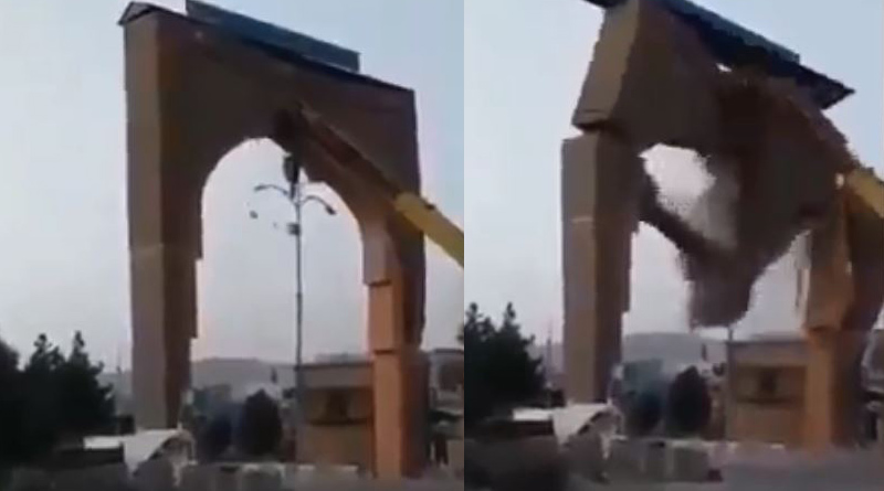 Taliban destroyed gate of Ghazni province। Sangbad Pratidin