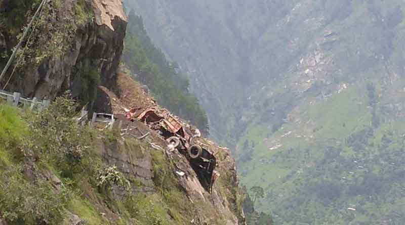 11 dead buried as bus, truck trapped under debris after major landslide in Himachal Pradesh | Sangbad Pratidin