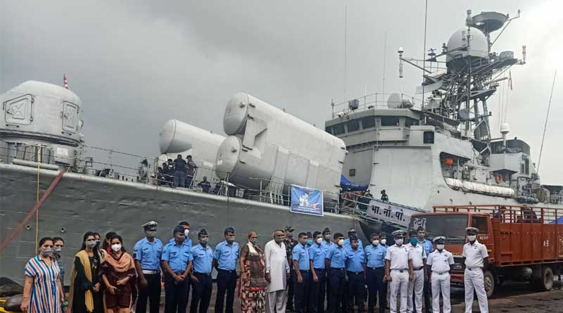 Independence Day: স্বাধীনতার ৭৫ বছর উদযাপনে কলকাতায় পৌঁছল নৌসেনার রণতরী INS Kuthar