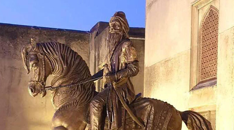 Sikh community in Pakistan anguished over vandalisation of Maharaja Ranjit Singh's statue। Sangbad Pratidin