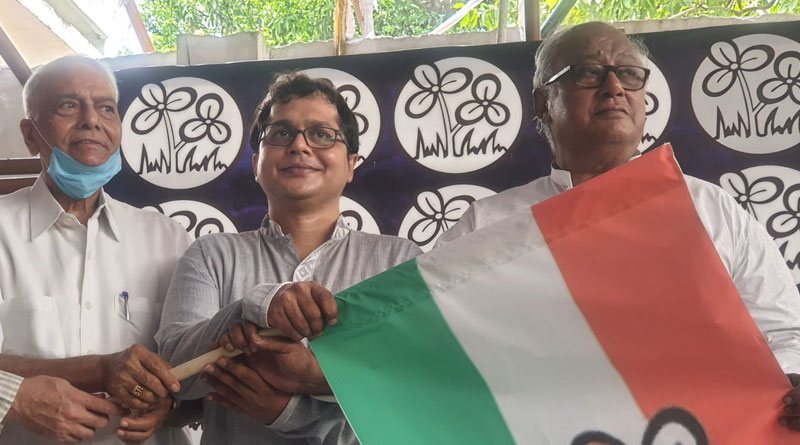 দিল্লিতে তৃণমূলের শক্তিবৃদ্ধি, দলে যোগ দিলেন RTI-কর্মী Saket Gokhle