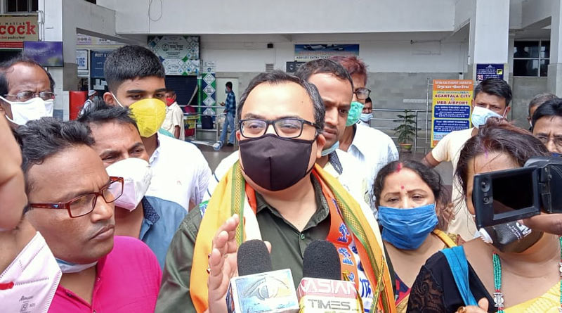 Now Kunal Ghosh alleges snooping in Tripura, posts video | Sangbad Pratidin