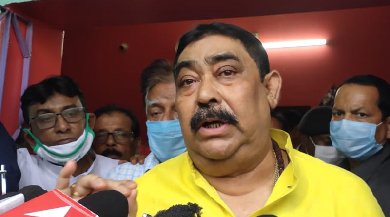 ‘গুলি করে মেরে দেওয়া উচিত’, আউশগ্রামের তৃণমূল নেতা খুনে হুঁশিয়ারি দিয়ে বিতর্কে অনুব্রত
