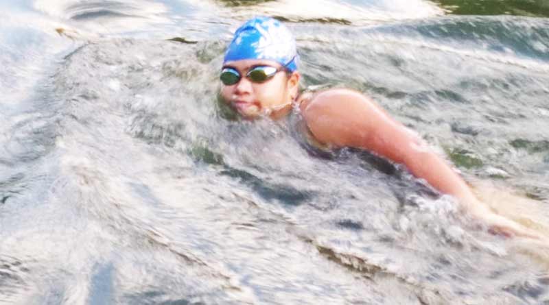 West Bengal girl sayani Das to swim across Molokai Channel | Sangbad Pratidin