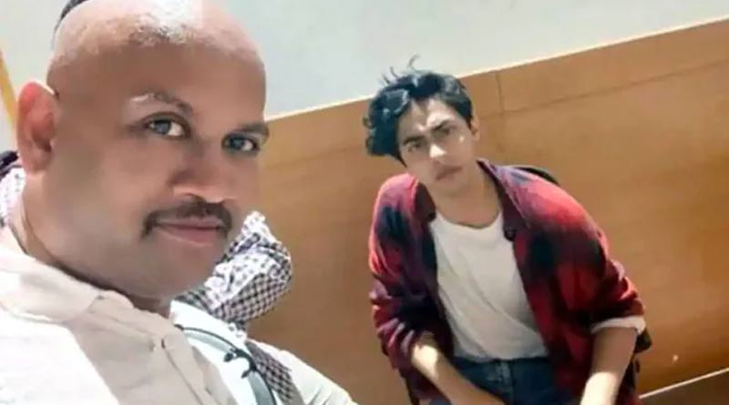 ধৃত শাহরুখপুত্রের সঙ্গে সেলফি, ‘বিজেপি’ কর্মীর বিরুদ্ধে লুকআউট নোটিস পুণে পুলিশের