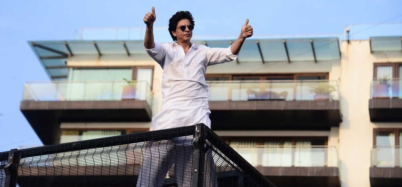 SRK at Mannat