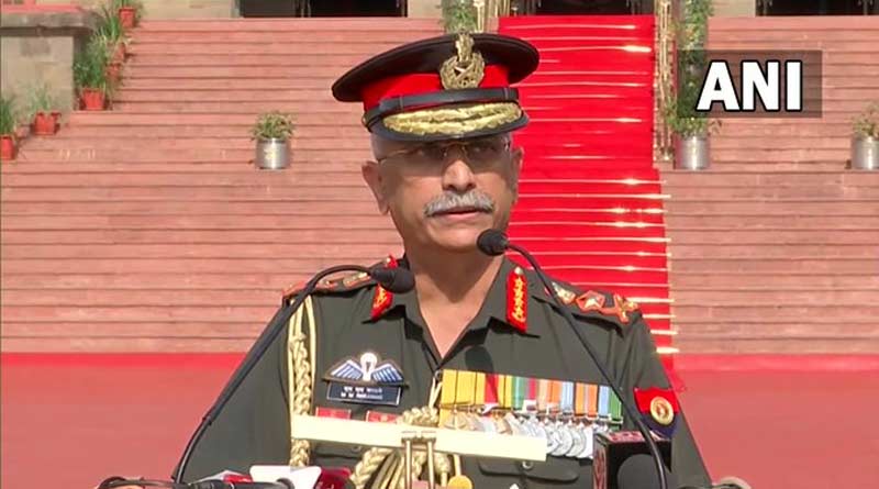 ‘একদিন আমার পদে কোনও মহিলা বসতেই পারেন’, মন্তব্য সেনাপ্রধান নারাভানের