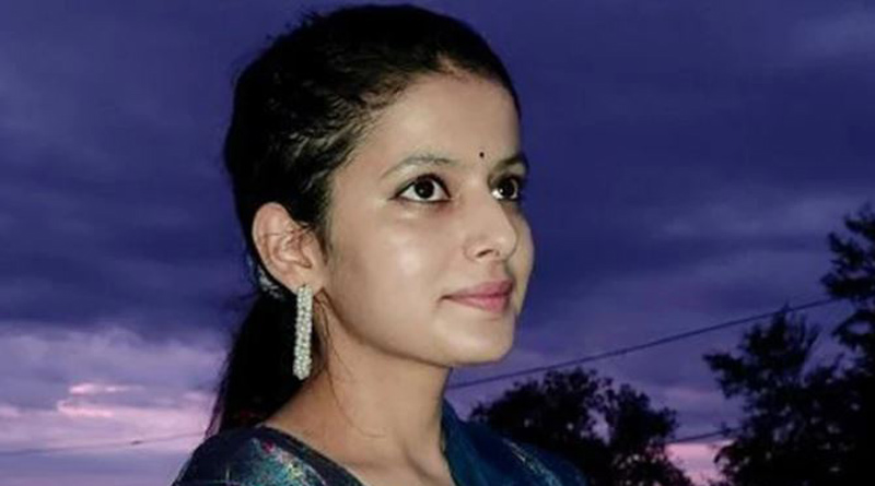 পাকিস্তানের জয়ে উল্লাস সহপাঠীদের, প্রতিবাদ করায় খুনের হুমকি কাশ্মীরের তরুণীকে