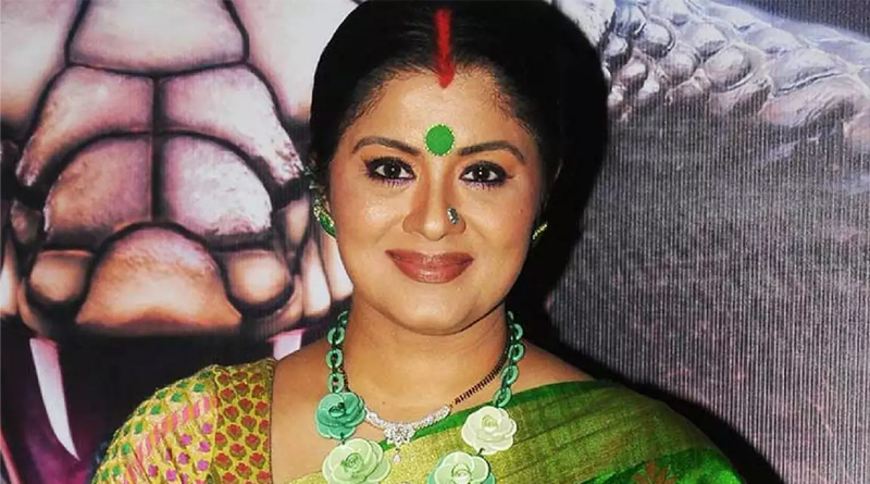 কৃত্রিম পা খুলে দেখান! বিমানবন্দরে অভিনেত্রী সুধা চন্দ্রনকে হেনস্তা