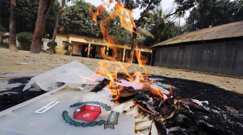 ইউনিয়ন পরিষদের নির্বাচন ঘিরে উত্তপ্ত বাংলাদেশ, হিংসায় মৃত অন্তত ২৮