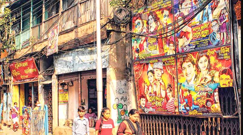 লকডাউনের ধাক্কা সামলে ছন্দে ফিরছে যাত্রাপাড়া, মঞ্চে অভিনয় শুরু শিল্পীদের