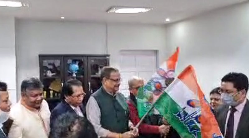‘বিজেপিকে হারাতেই দলবদল’, তৃণমূলে যোগ দিয়ে কেন্দ্রের বিরুদ্ধে লড়াইয়ের ডাক মেঘালয়ের প্রাক্তন মুখ্যমন্ত্রীর