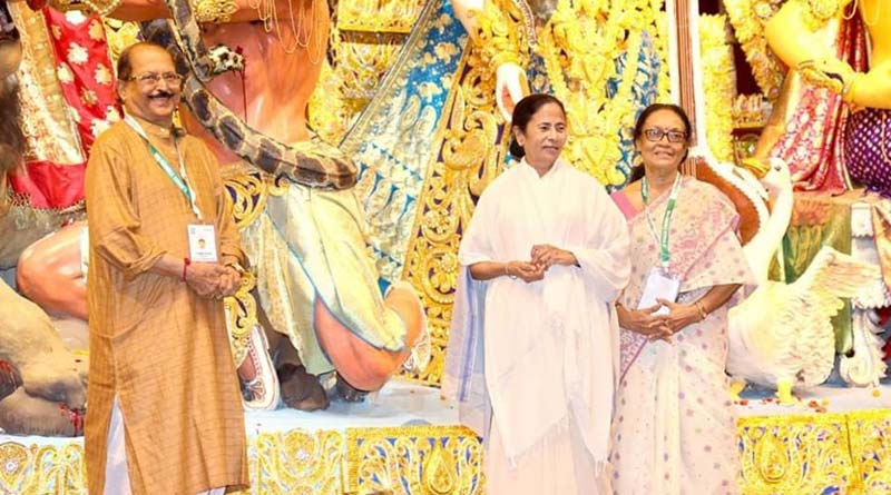 Subrata Mukherjee used to perform Durga Puja following traditional norms | Sangbad Pratidin