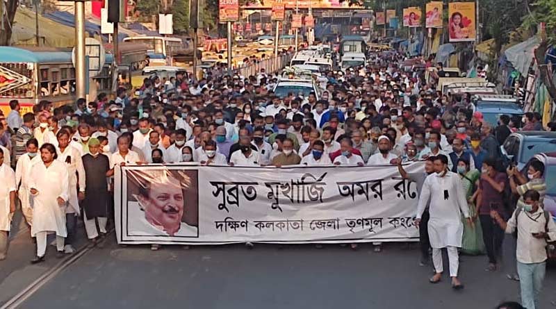 চিরবিদায় সুব্রত মুখোপাধ্যায়, ছবিতে অন্তিম যাত্রার নানা মুহূর্ত