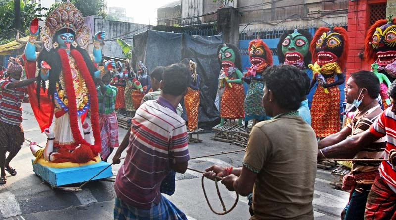 Diwali 2021: দিওয়ালির আগে সেজে উঠেছে কলকাতা, দেখুন ফাটাকেষ্টর বিখ্যাত কালীপুজো