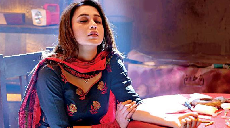 চিৎকার করে কাঁদতে ইচ্ছা করছে! টুইটারে কেন এমনটা লিখলেন মিমি চক্রবর্তী?