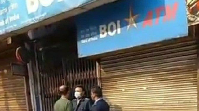 খাস কলকাতায় ফের এটিএমে দুষ্কৃতী হানা, ভল্ট ভেঙে টাকা হাতানোর চেষ্টা