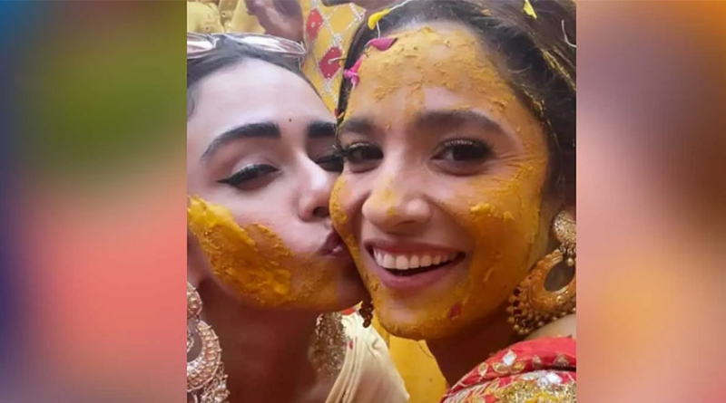 সুশান্তের প্রেমকে সঙ্গে নিয়েই ভিকির সঙ্গে পথচলা শুরু, গায়ে হলুদে লাজে রাঙা অঙ্কিতা লোখাণ্ডে
