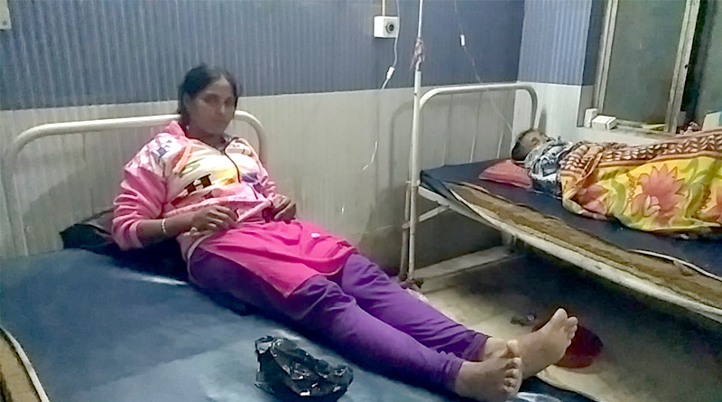 Auto driver saves woman's life Canning | Sangbad Pratidin