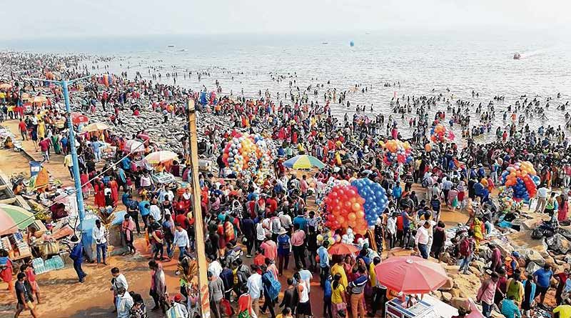 Massive gathering in Digha amid omicron scare | Sangbad Pratidin