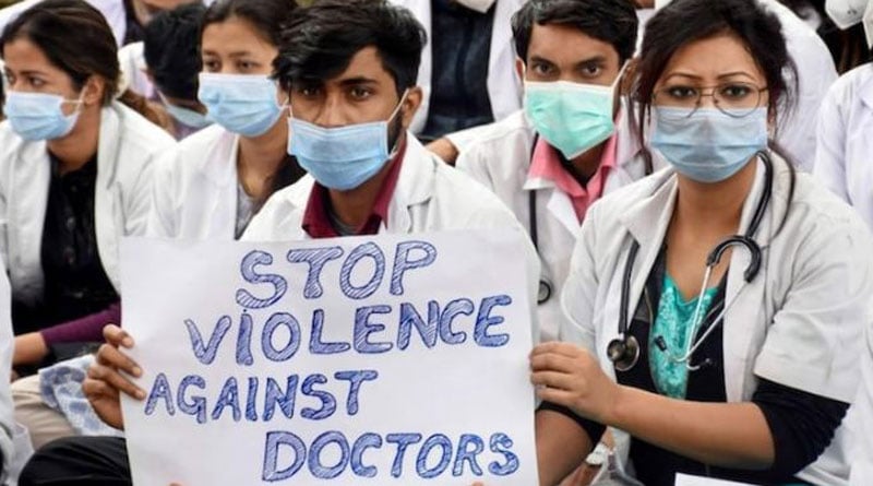 Resident doctors in Delhi called off their strike। Sangbad Pratidin