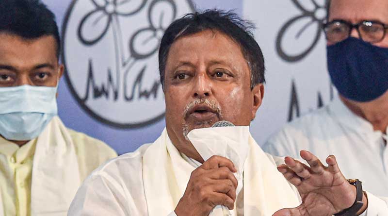 Mukul Roy resigns from PAC chairman post sent e-mail to the speaker | Sangbad Pratidin