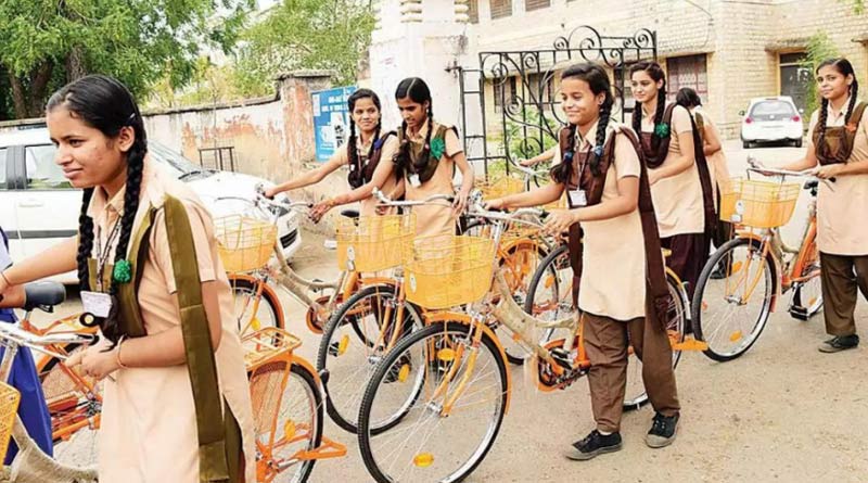 Saffron intolerance! Congress rules Rajasthan orders new colour for school uniform | Sangbad Pratidin
