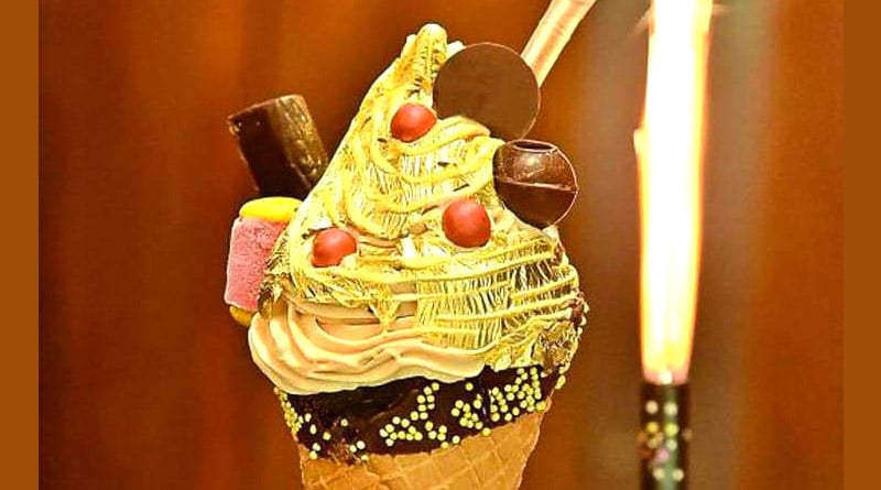 Hyderabad Cafe serves this '24K Gold' Ice Cream, see video | Sangbad Pratidin