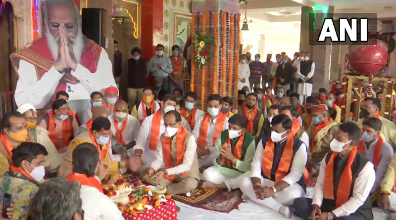 BJP leaders hold prayers for PM Modi after Punjab security lapse | Sangbad Pratidin