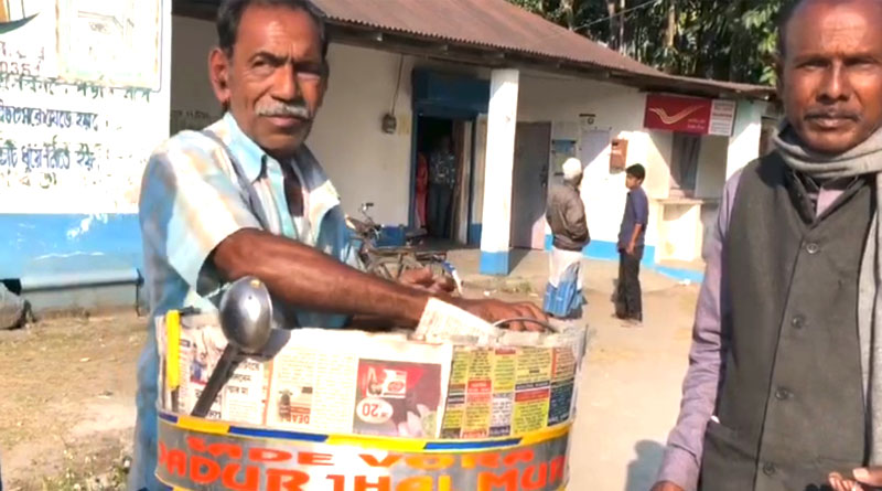 Man sells puffed rice in cycle to keep himself fit | Sangbad Pratidin