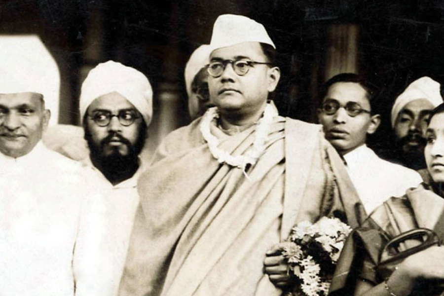 How much shame is for Bengali's Written by Netaji Subhash Chandra Bose। Sangbad Pratidin