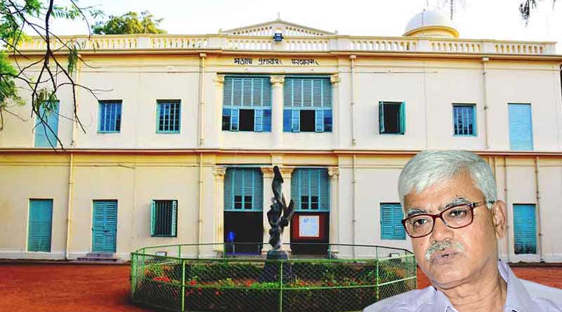 ‘এতে গরিবের পেট ভরবে?’ নেতাজির ট্যাবলো বিতর্কে কেন্দ্র-রাজ্যকে নিশানা বিশ্বভারতীর উপাচার্যের