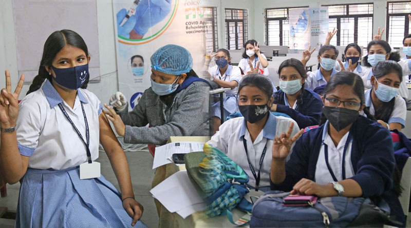 সুষ্ঠভাবে শুরু ১৫-১৮ বছর বয়সিদের টিকাকরণ, প্রথমদিনই ভ্যাকসিন পেল ৪০ লক্ষের বেশি