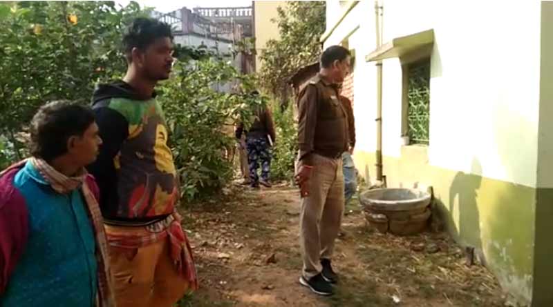 Bomb blast in Birbhum, one minor boy injured | Sangbad Pratidin