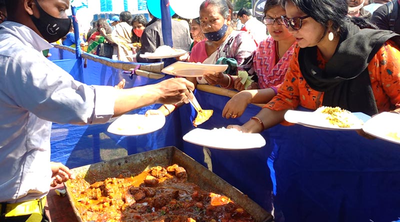 People of Durgapur enjoys fish and rice in special food Fair | Sangbad Pratidin
