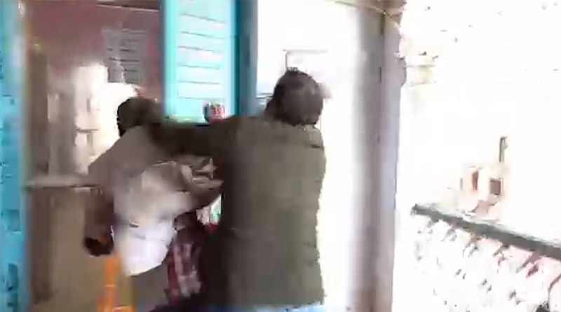Teachers exchange blows at Krishnanagar school, video goes viral } Sangbad Pratidin